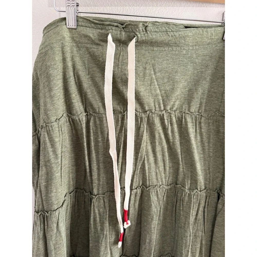 NWT American Eagle Tiered Midi Skirt Size XL Olive Green Boho